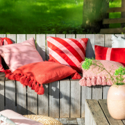 Sierkussen Pebbe rood-roze